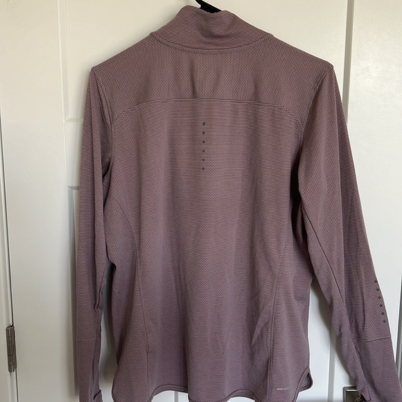 Nike Women's Crew-Neck Running Top - Picture 4 of 4